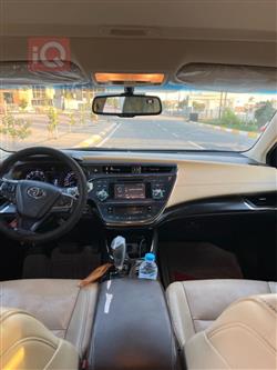 تويوتا أفالون